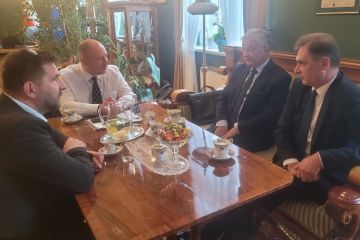 Spotkanie Starosty Miechowskiego Krzysztofa Świerczka oraz Wicestarosty Jerzego Pułki z Wojewodą Małopolskim Krzysztofem Klęczarem